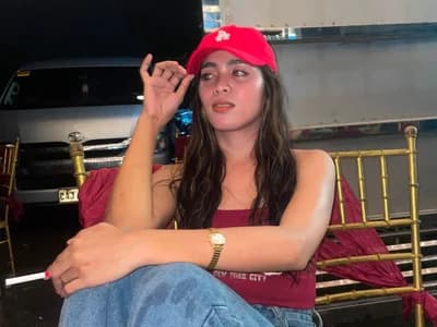 Group sex Trans cam gangbang with busty trans models fun horsecock_levita