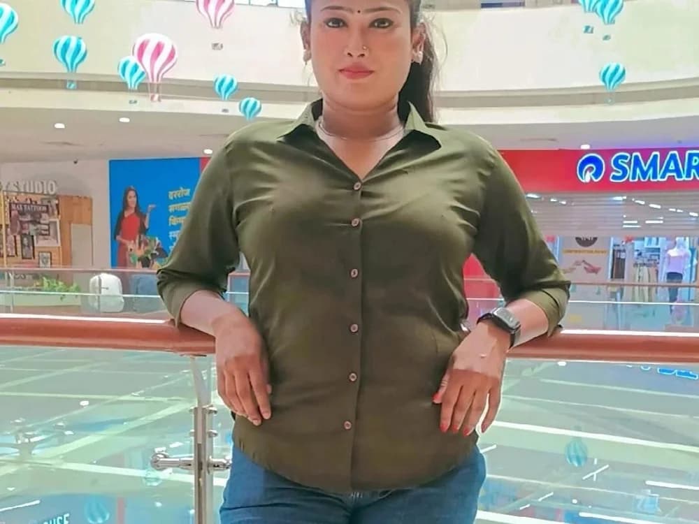 Priya_8581