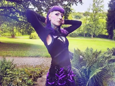 Colorful Lively duo painting passion on webcam tonight Purple_Coffin666
