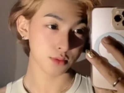 Meet new pretty_lei, a trans newcomer eager to make an impression during her debut broadcast.