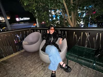 April_Lorens_