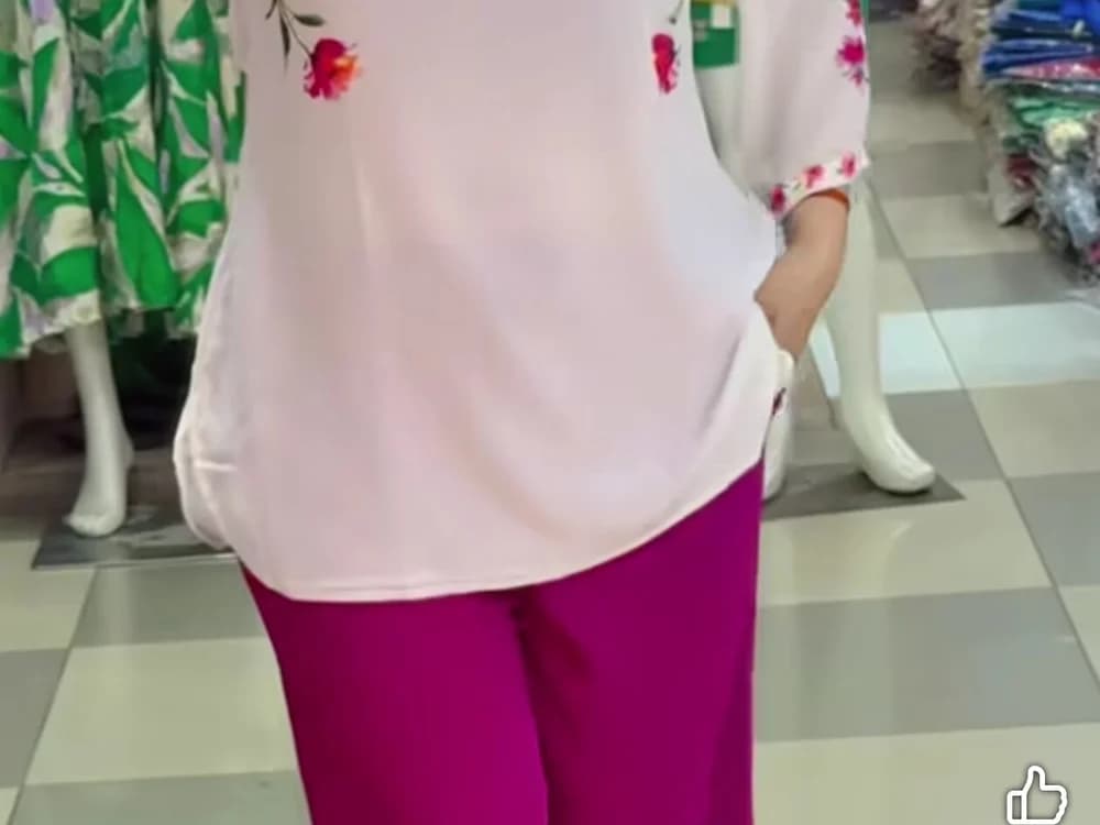 Hot_Darling001