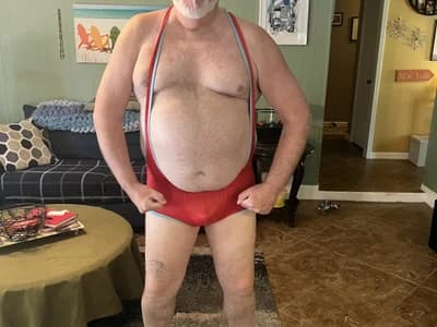 Chunky guy Well-built, roided out hunk streams tonight superbearboss