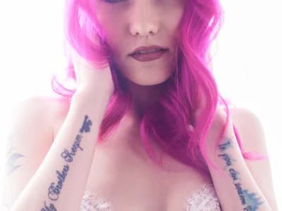 Join colorful couple showing off vivid encounters now ClaraStylezZ
