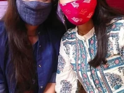 Sania_Afiya enjoys find athletic indian couples on cam.