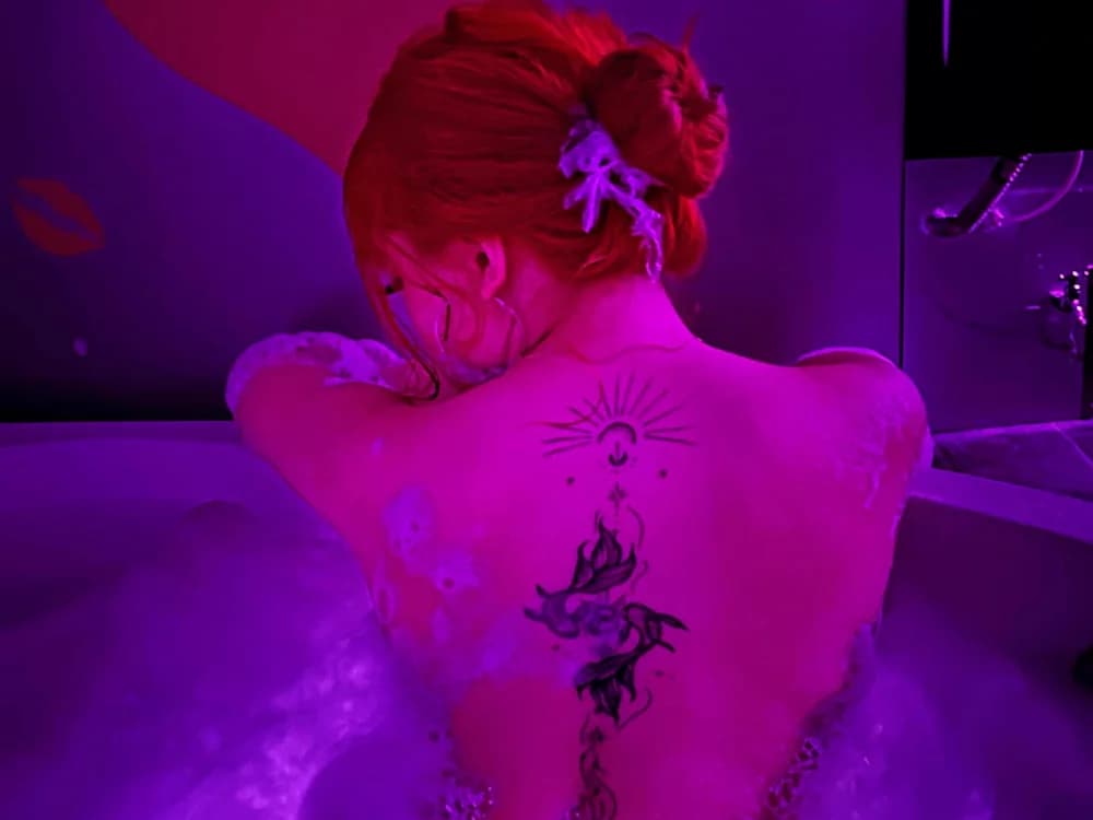 Peek at Roxy-Bdsm's sneaky redhead couple cam session together.