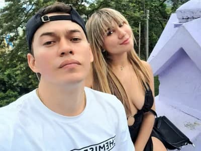 Join young lovers' private webcam show mily_and_mateo