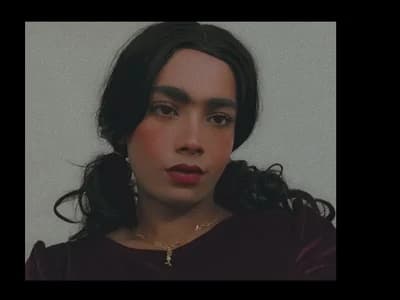 Witness Bengali trans girl's intimate solo cam show on lilysstone12's profile