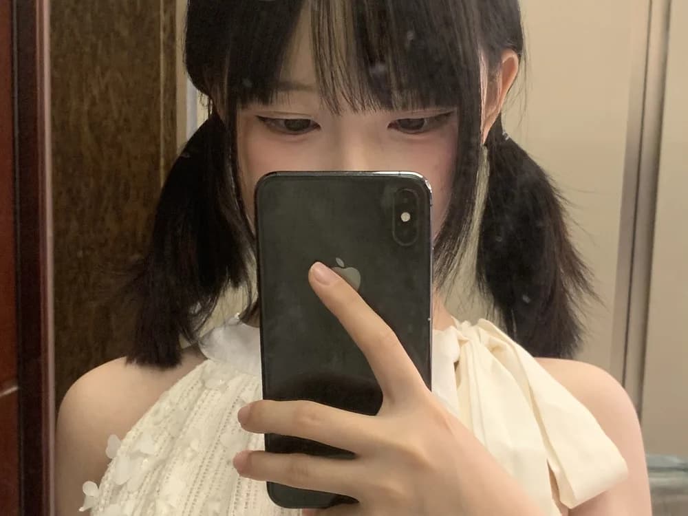 Live sessions with Marathi beauties: meet girl EnEn_xiaobao and check out her roots