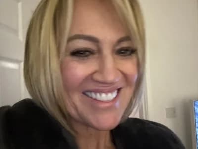 Join girl middle priced privates mature Milfshake227 for mature cam affordability