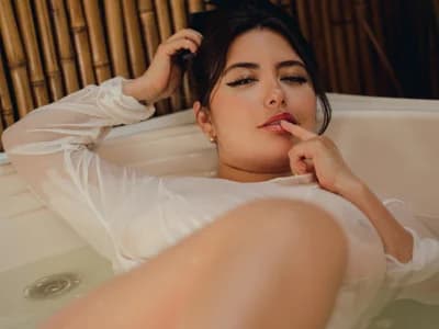Couple fun in sensual whispering for ASMR relaxation session sukhakunis1