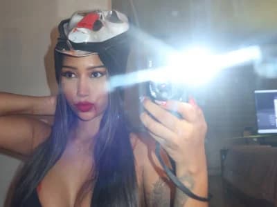 Girl striptease latin Indiaiset's camgirls strip Latin style show, watch her moves hypnotize you.