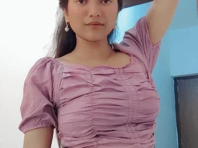 Topless asian cam: see nipples of asian girl live Twenty_40