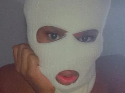 Striptease ebony girl Sensual ebony dance prelude to private strip cam LabelleOnyx