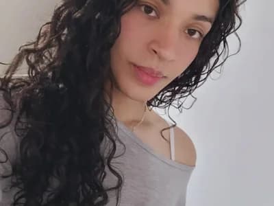 Online trans yoga lesson hosted by SammWink awaits