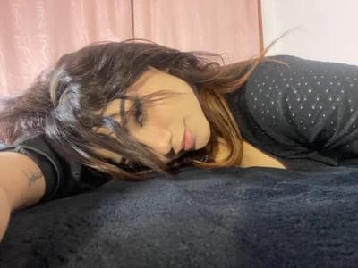 Find small tits mixed shows ideal for couples with Sweett_Priya.