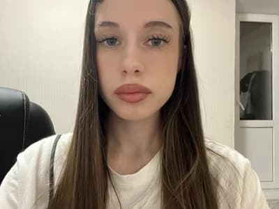 Join Russian teens webcam chat with girl MiaWarhol Natasha