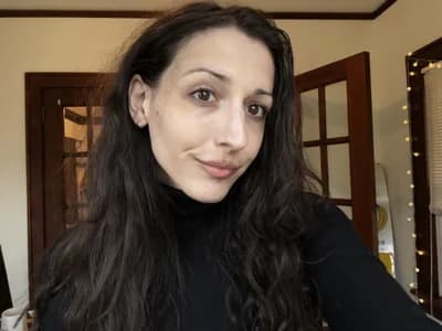 Meet American trans models in intimate cam chats with Jade-Miller.
