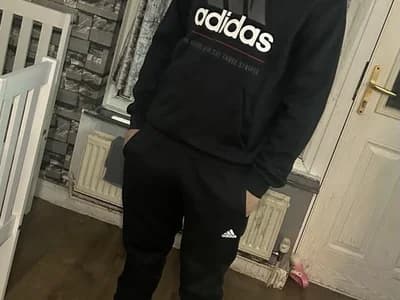 Cut Guy enjoy cutest cam shows together as part of regular bro nights. JettKing_123