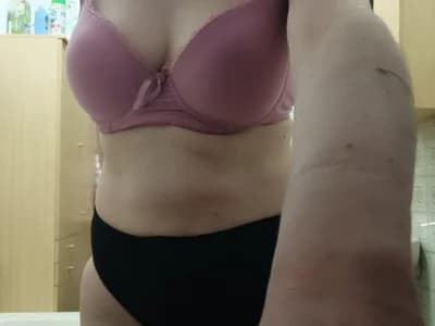 Deepthroat milfs girl Mature woman mastering deep throating skills in real-time adult webcam show. DolceFocosa