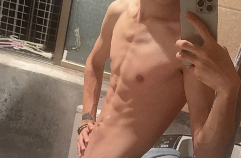 Guy bao0767 hosts Odia men's group sex chat online