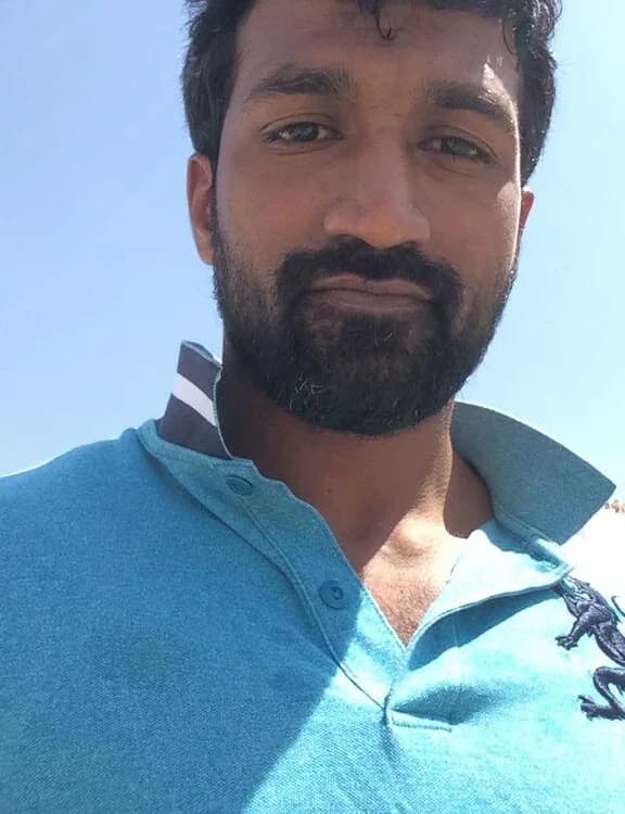 Muslim_bull041988