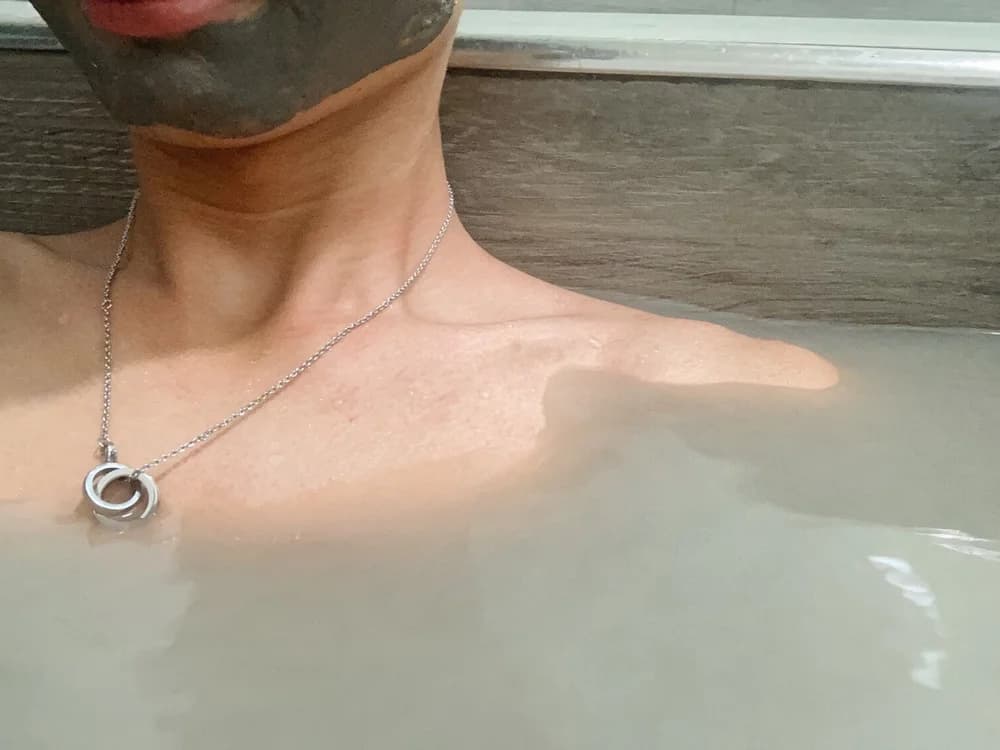 Live session with Marathi men: guy mu__owo_uu goes online now