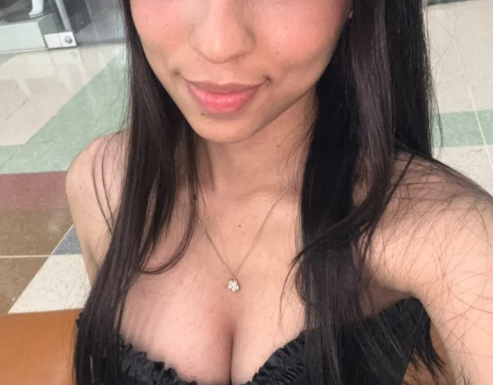 Mia_iconic77