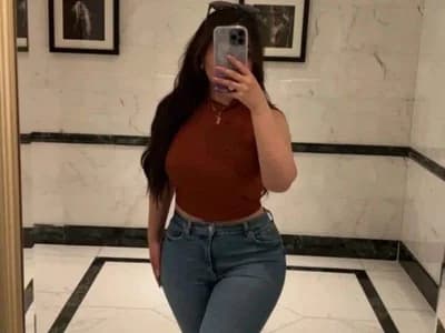 Interactive toys girl Online show off of interactive items with sexy models SexyaDiva