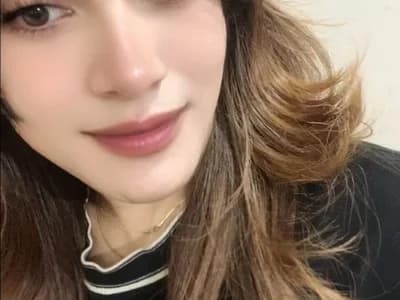 Meet asian CrazyOtaliya, a gorgeous trans girl hailing from the exotic lands of Asia, fun in a racy real-time chat sessio