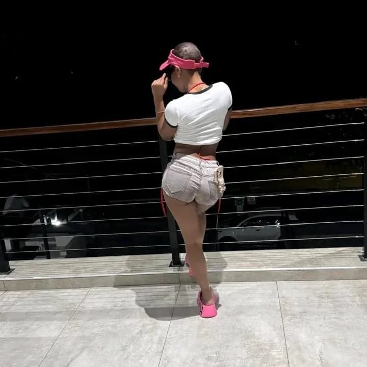 KinkyBunnyX
