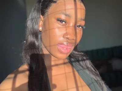 Big ass ebony couple Ebony cammates assess and appreciate each other's curves live. PetiteBunnyX