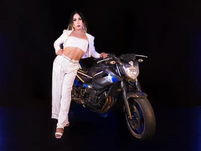 Cuckold Trans girl sees her partner with another, together Daliana_Gounbolt