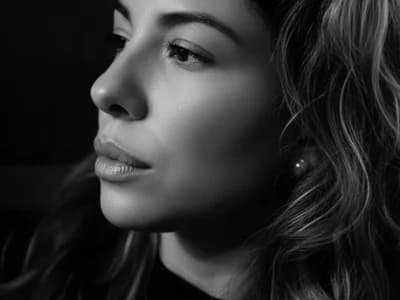 Watch couples indulging in intimate fisting acts on live cam with nadianaughty2.