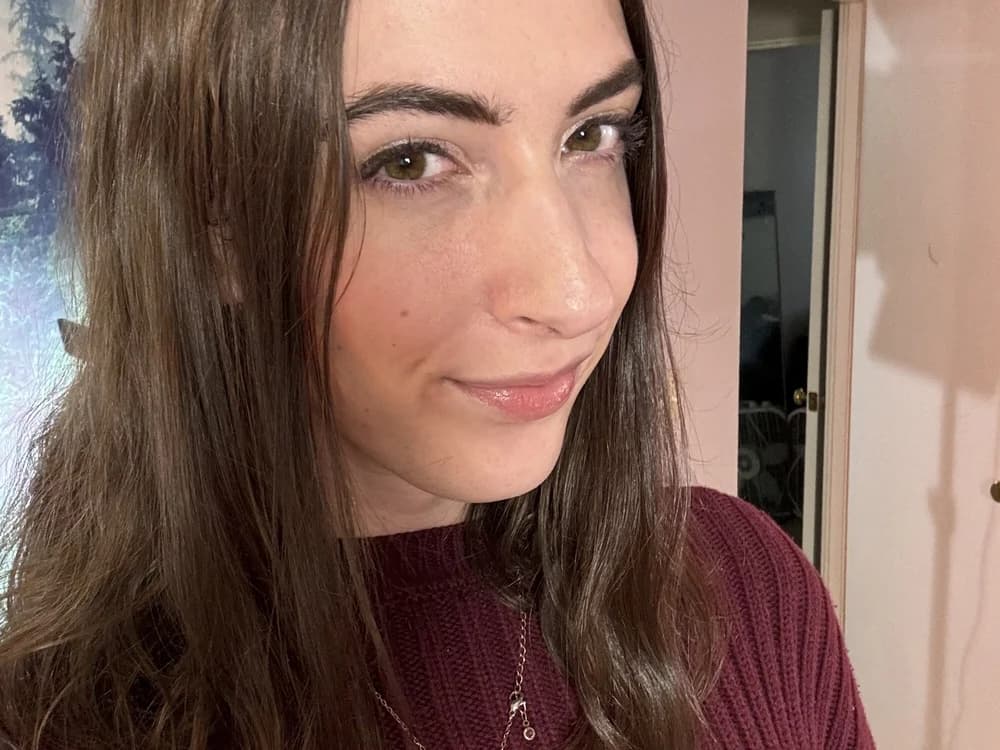 'romantic mixed Abbiemorganxx' and partner's trans romantic encounters, captured live on webcam.