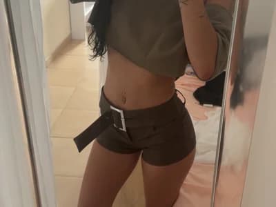 Luxury cam Latina models: watch girl luxurious privates latin lolitapourlesintime put on a privates show