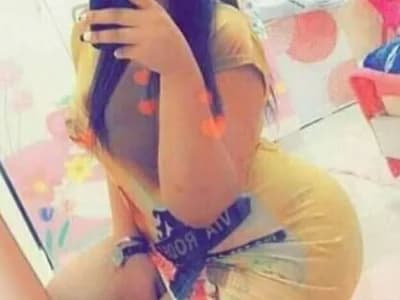 Blonde cam babe blondes young Onlydina inviting you to her exclusive chat.