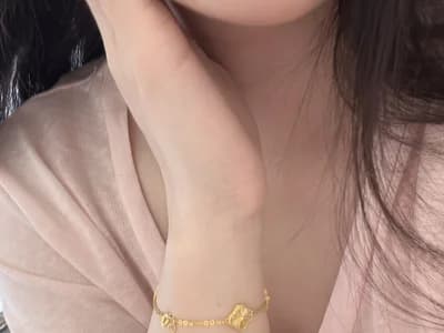 EvaKita enjoys meet new asian cam girls, find lovely chats.