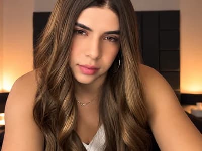 Experience the thrill of watching trans newcomer new Alyson-fire's rookie performance live.