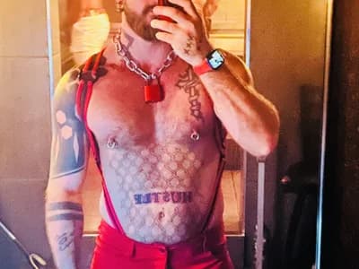 Bearlyfuckinglogan