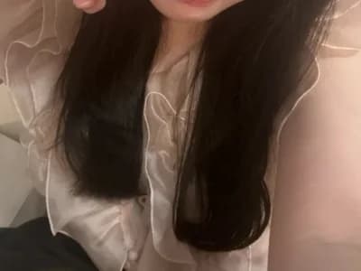Watch girl-on-girl cams, live and uncut action - lesbians miu-miu_oo: Lesbo_Vision