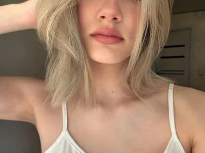Tattooed beauty girl tattoos Carolini_i joins you for a revealing cam session.