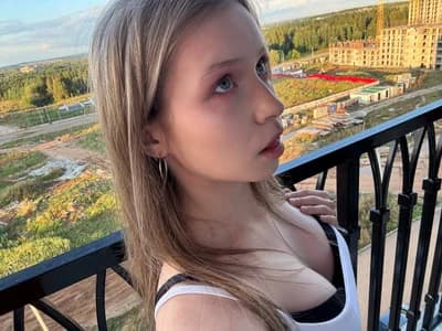Girl Witness petite teens chat, polite as can be Maddnesrichy