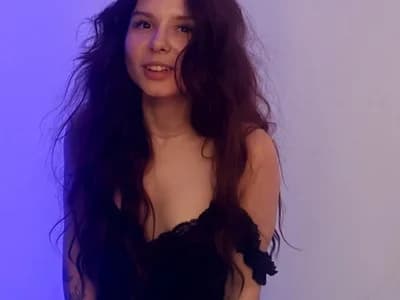 Cum play models like girl HateEmotions put on an intimate solo act for you