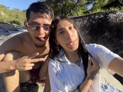 Couple enjoy intimate duo streaming via club Trebol_444's collaborative webcam play