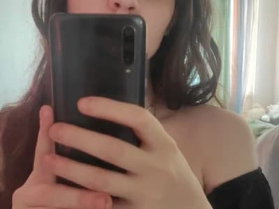 See Russian shemale striptease on adult webcam now. RoasHouren