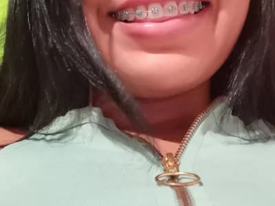 Latin deepthroat latina cuties showing off deepthroat skills on cam with Putaalexa.