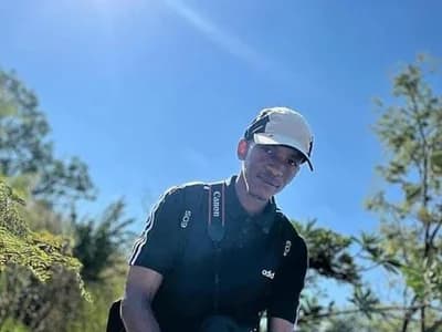 Outdoor MUHDIC's guy in nature cam broadcast live