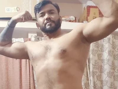 Intimate indian cam chats await with 'guy Hulk_ketantop_36' tonight