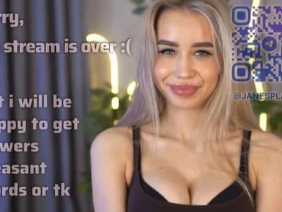 Big ass Curvaceous babe flaunts huge rear in intimate webcam session _Spring_Day_